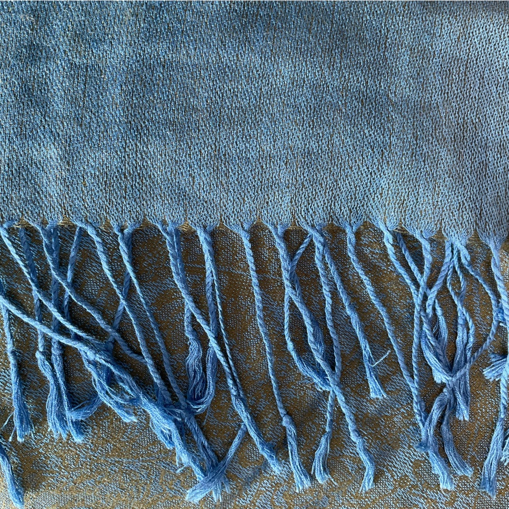 Gorgeous blue pashmina shawl wrap